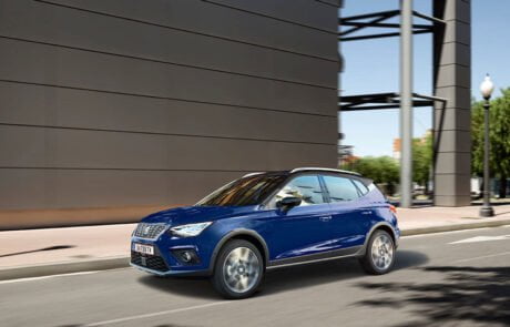new-seat-arona-design-outdoor-side-beauty-shot-oe