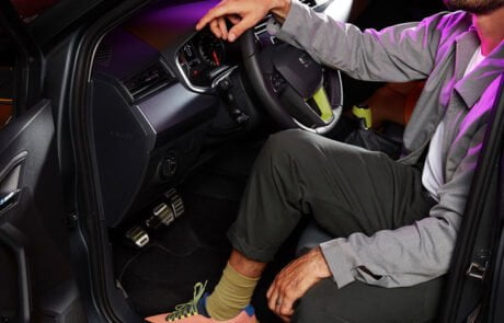 new-seat-arona-with-decorative-interior-design