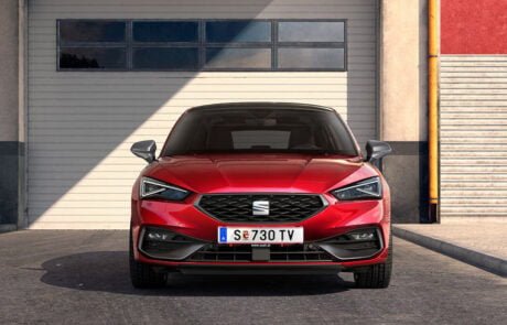 new-seat-leon-front-view