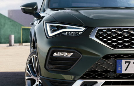 seat-ateca-dark-camouflage-colour-with-front-led-headlines