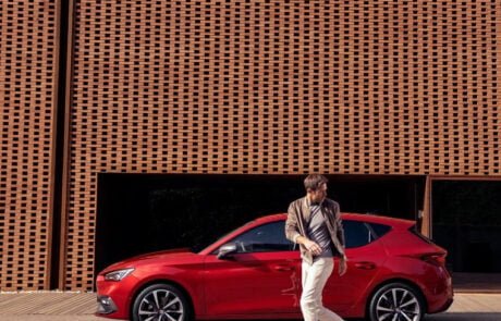 gtt-motors-seat-leon-rosu-exterior-modern